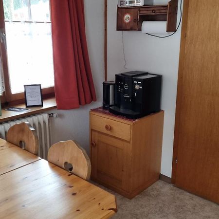 Apartamento Pension Hof Zur Stilli Davos Exterior foto