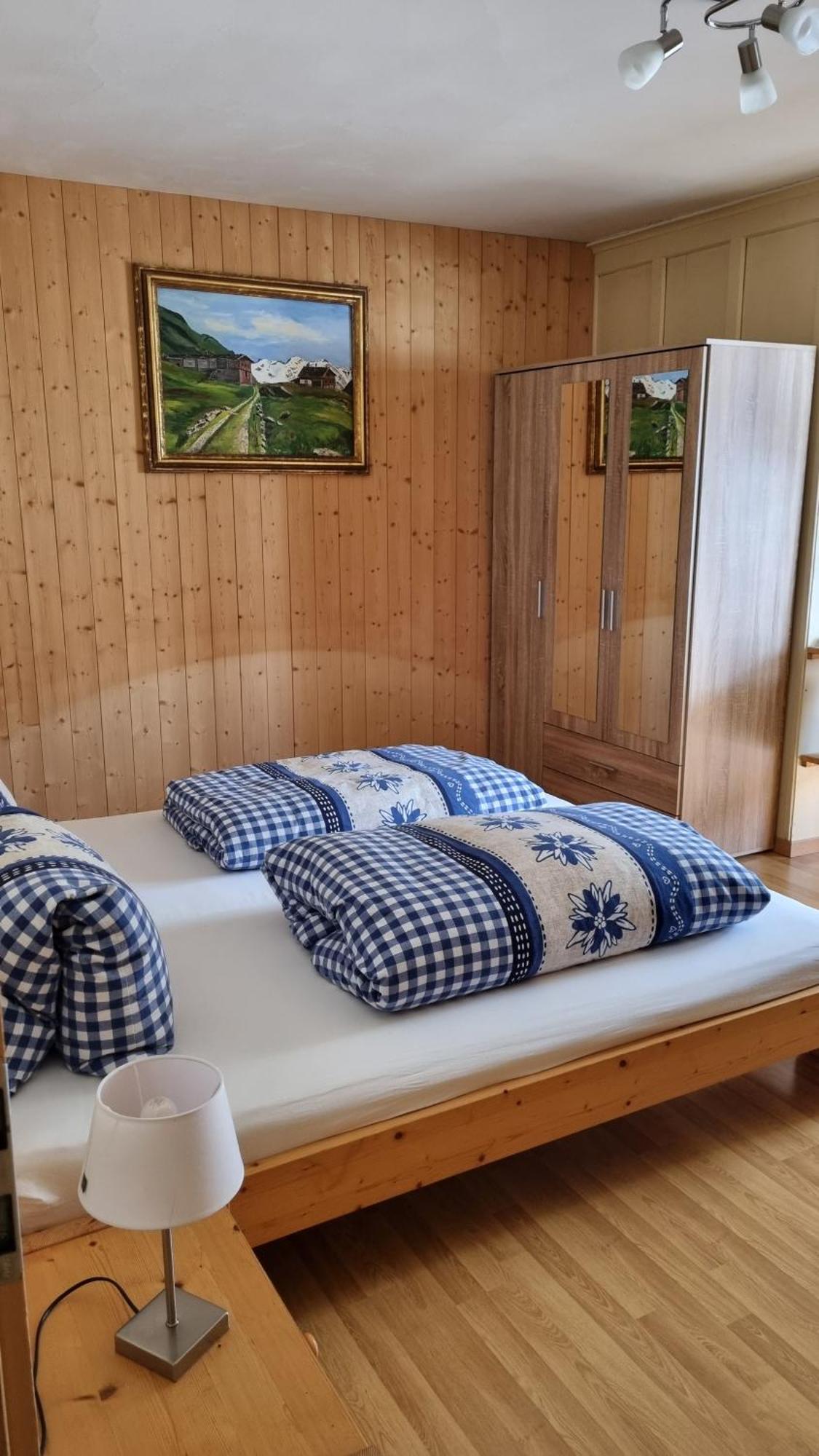 Apartamento Pension Hof Zur Stilli Davos Exterior foto